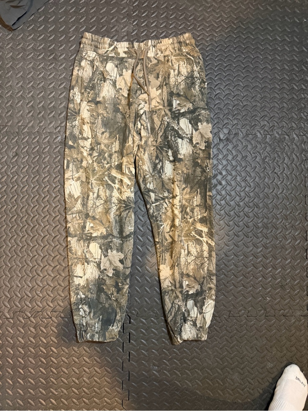 Hollister Men's Camo Drawstring Joggers - Tan, Green, Black